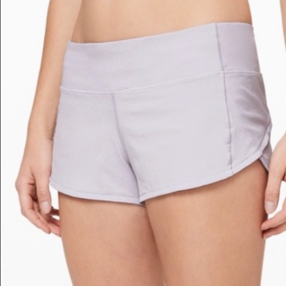 EUC lululemon light gray speed up short 2.5”